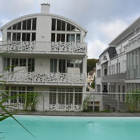 Villa "Johanna" Sellin - Wg12 Mit Kamin Und Zwei Balkonen Екстериор снимка