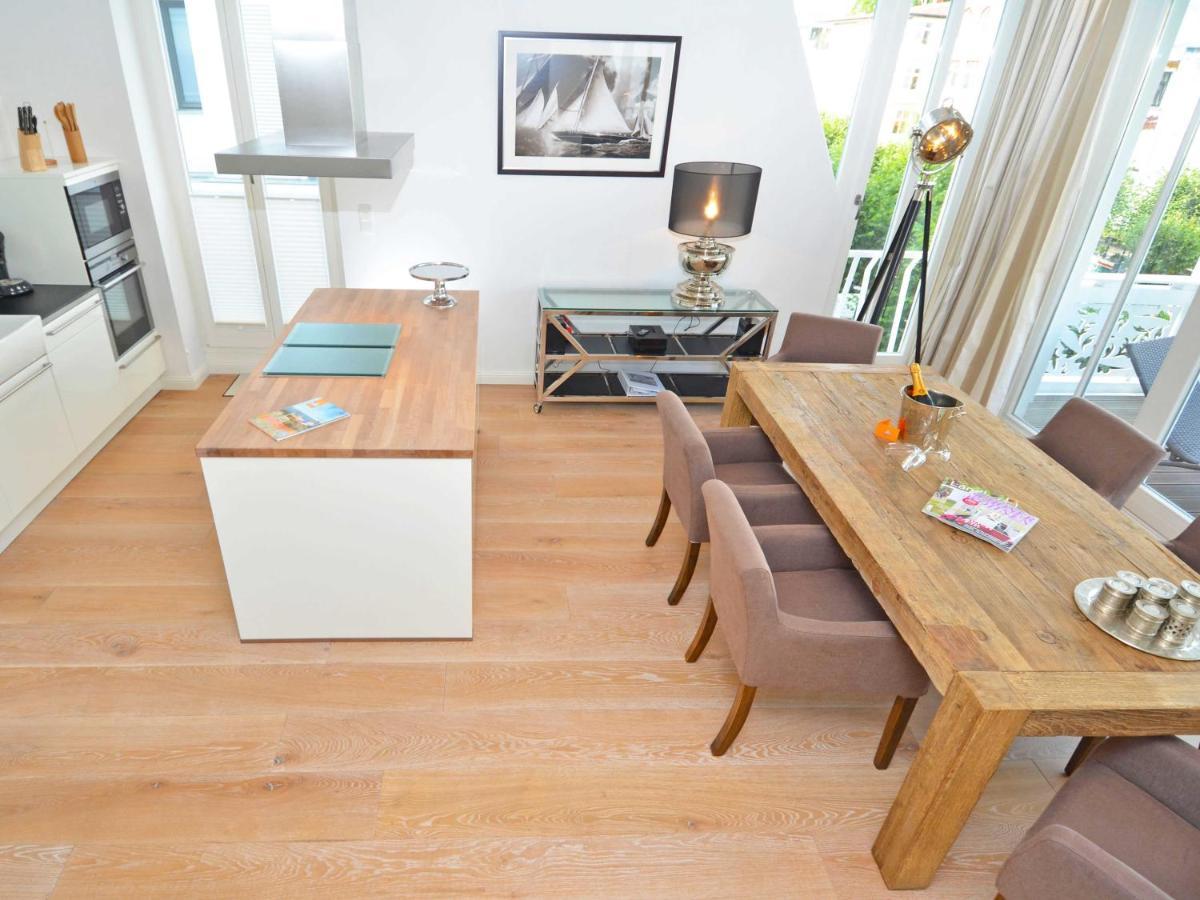 Villa "Johanna" Sellin - Wg12 Mit Kamin Und Zwei Balkonen Екстериор снимка