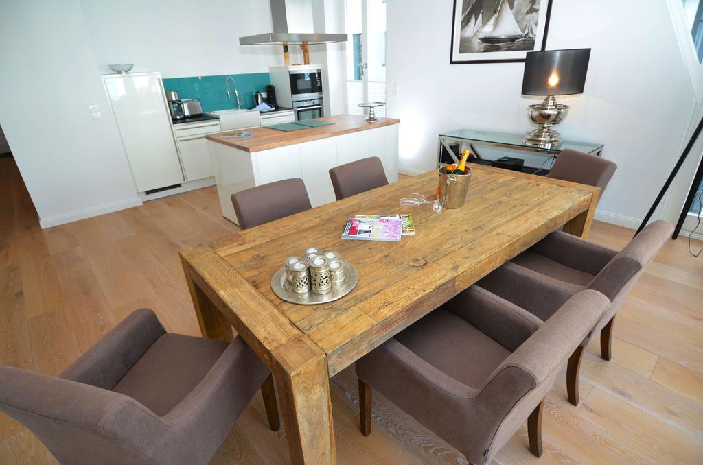 Villa "Johanna" Sellin - Wg12 Mit Kamin Und Zwei Balkonen Екстериор снимка